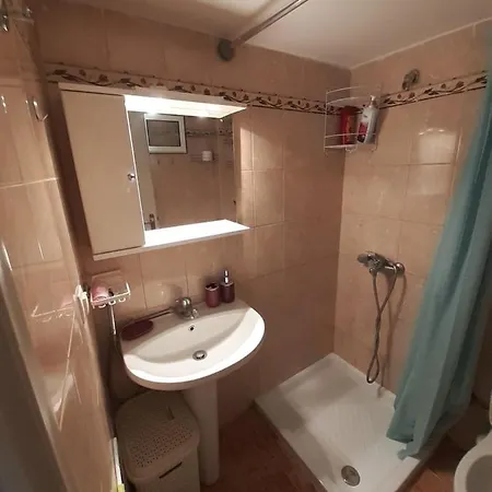 Yellow House Apartment