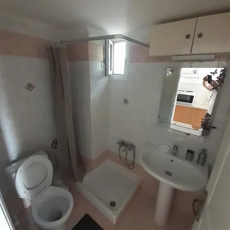 Yellow House Apartment Kalamata